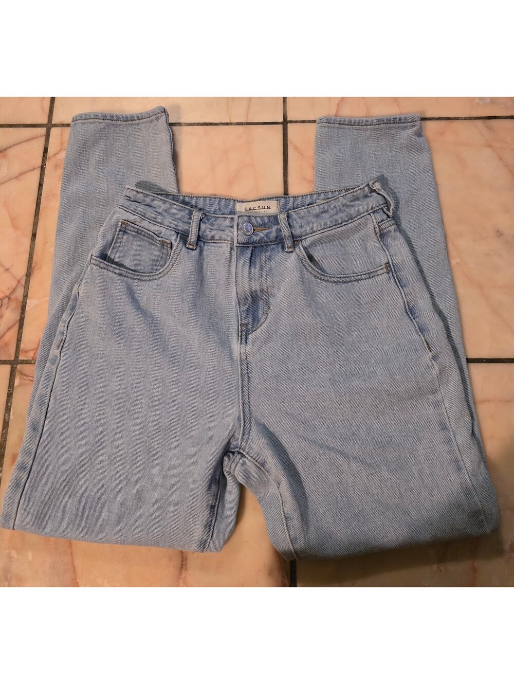 PacSun Light Wash High Rise Mom Jeans
